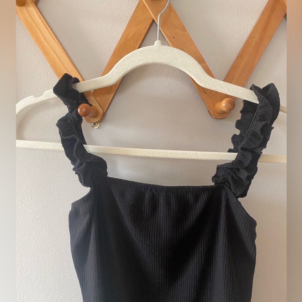 Black Ruffle Body Suit Tank - Picture 2 of 7